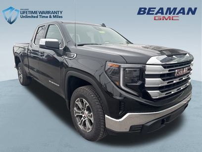 New 2025 GMC Sierra 1500 SLE w/ Preferred Package