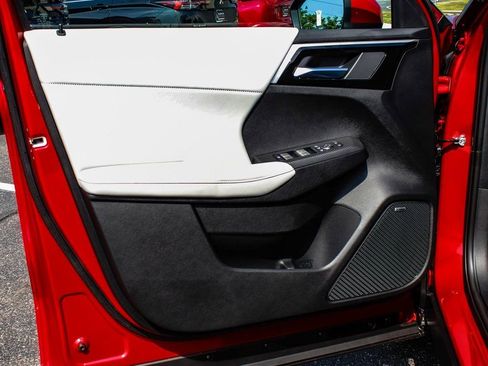 New 2025 Mitsubishi Outlander SE AWD/4WD image 8