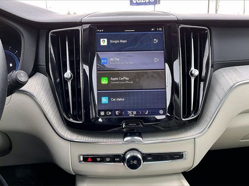 Certified 2023 Volvo XC60 B5 Ultimate w/ Climate Package image 14