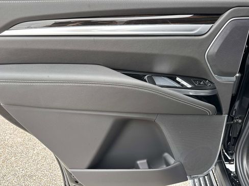 New 2026 Cadillac Escalade Luxury w/ Touring Package image 12