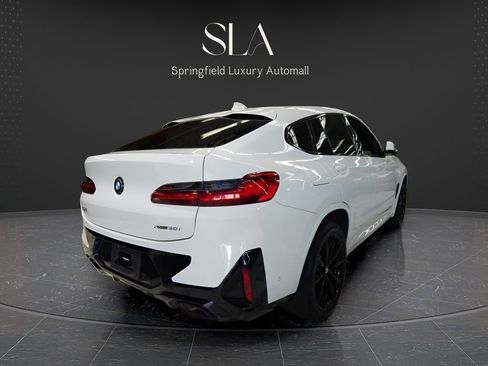 Used 2022 BMW X4 xDrive30i w/ M Sport Package 2 AWD/4WD image 4