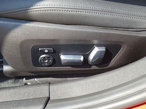 Used 2021 BMW 330i Sedan w/ Premium Package RWD image 13