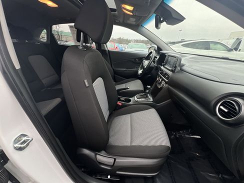 Used 2021 Hyundai Kona SEL Plus w/ Cargo Package image 26