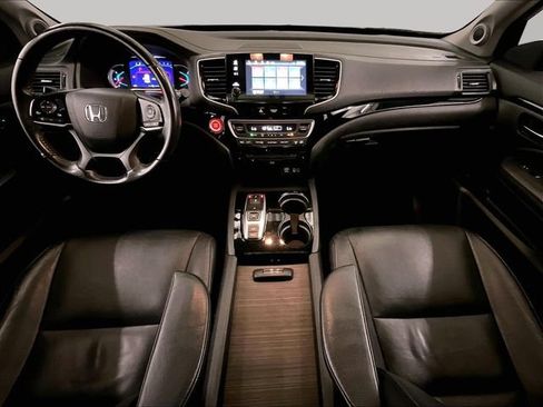 Used 2020 Honda Pilot Touring image 15
