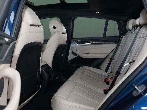 Used 2021 BMW X4 M40i w/ Executive Package image 11