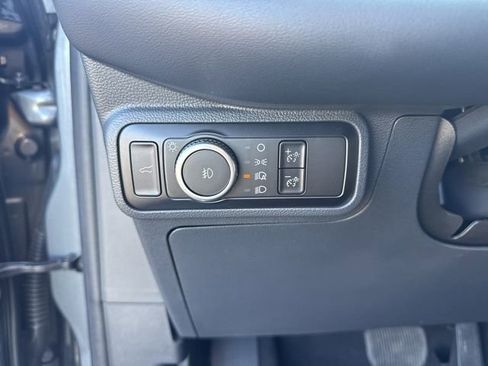 Used 2025 Ford Explorer ST-Line image 16