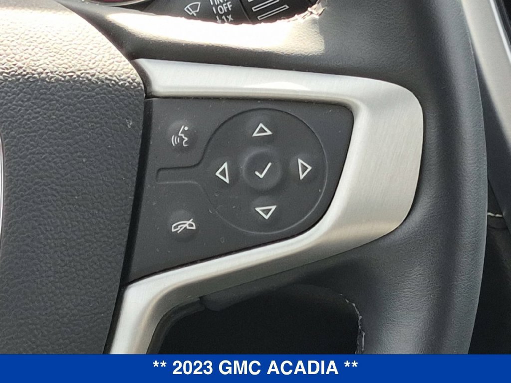 Used 2023 GMC Acadia SLT w/ Technology Package AWD/4WD image 19
