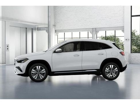 New 2026 Mercedes-Benz GLA 250 4MATIC image 35