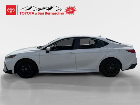 Certified 2025 Toyota Camry SE w/ Convenience Package image 2