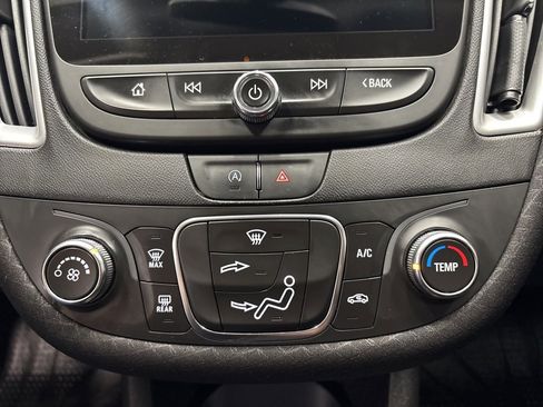 Used 2022 Chevrolet Malibu RS image 22