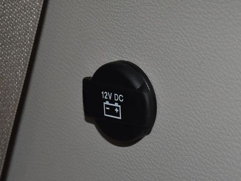 Certified 2022 Chrysler Pacifica Touring-L image 38