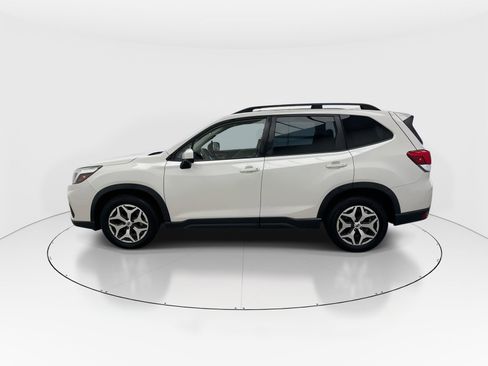 Used 2021 Subaru Forester Premium image 5