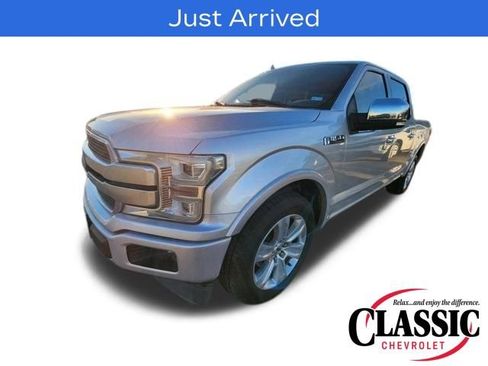 Used 2019 Ford F150 Platinum w/ Equipment Group 701A Luxury image 3