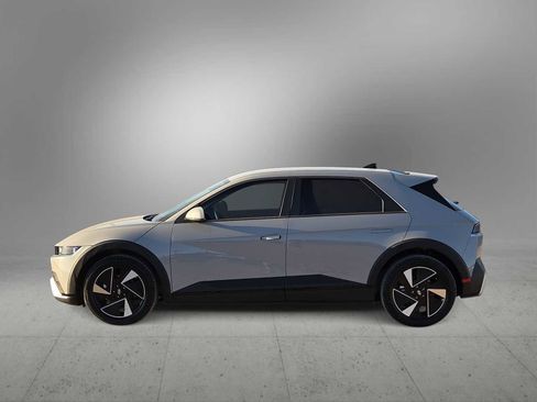 New 2026 Hyundai Ioniq 5 SEL image 5