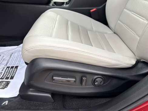 Used 2024 Honda CR-V EX-L image 12