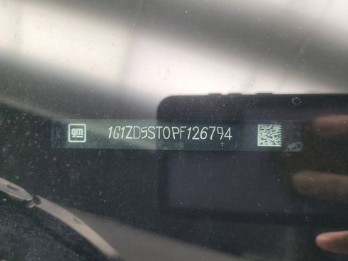 Used 2023 Chevrolet Malibu LT FWD image 33