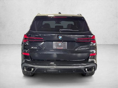 New 2026 BMW X5 sDrive40i image 7