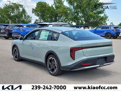 New 2026 Kia K4 EX FWD image 4