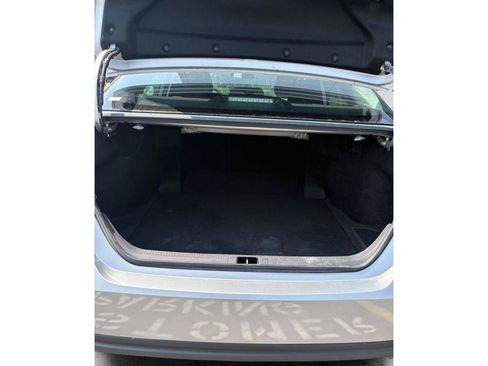 Used 2025 Toyota Camry LE FWD image 27