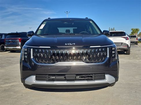 New 2026 Kia Carnival EX image 3