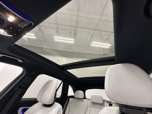 New 2026 Mercedes-Benz GLC 350e 4MATIC image 35