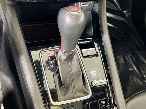 Used 2022 Jeep Compass Altitude w/ Sun and Sound Group image 16