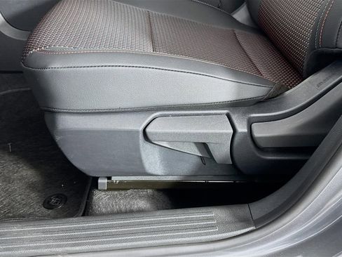 New 2026 Nissan Kicks SR FWD image 19