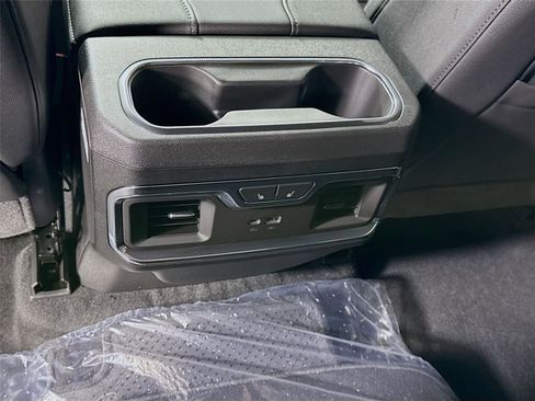New 2026 GMC Sierra 3500 SLT w/ SLT Convenience Package image 20