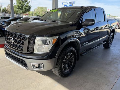 Used 2017 Nissan Titan PRO-4X AWD/4WD image 3