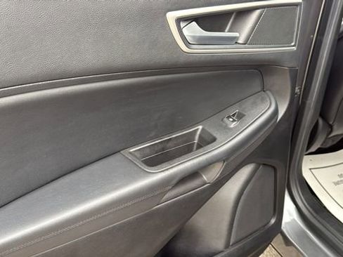 Used 2022 Ford Edge SEL image 22