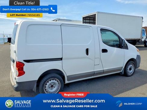 Used 2015 Nissan NV200 S w/ Back Door Glass Package image 4