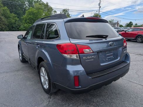 Used 2014 Subaru Outback 2.5i Limited w/ Moonroof Package AWD/4WD image 10