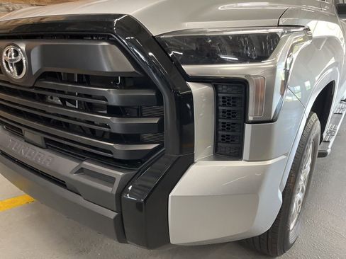 Used 2023 Toyota Tundra SR AWD/4WD image 21
