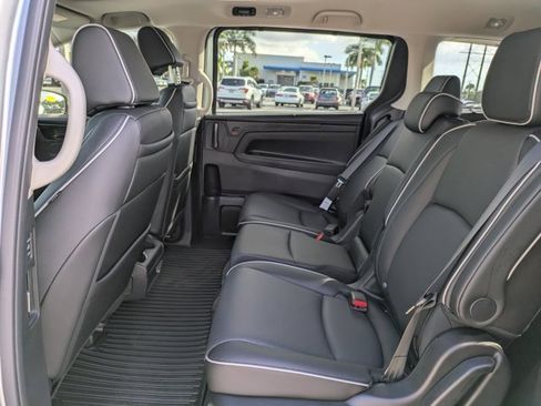New 2026 Honda Odyssey Elite image 12