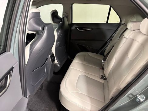New 2026 Kia Niro EX w/ EX Premium Package FWD image 38