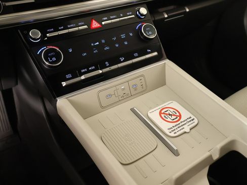 Certified 2025 Hyundai Santa Fe SEL FWD image 8