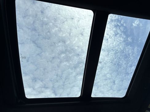 Used 2020 Ford Explorer ST w/ ST Street Pack image 23