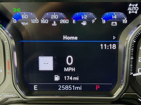 Used 2022 GMC Sierra 3500 Denali w/ Denali Ultimate Package image 13