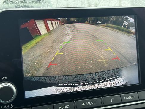 Used 2023 Nissan Altima 2.5 SR image 33