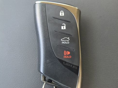 Used 2023 Lexus ES 350 w/ Premium Package image 32