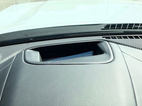 Used 2023 Jeep Grand Cherokee Overland w/ Advanced Protech Group III image 28