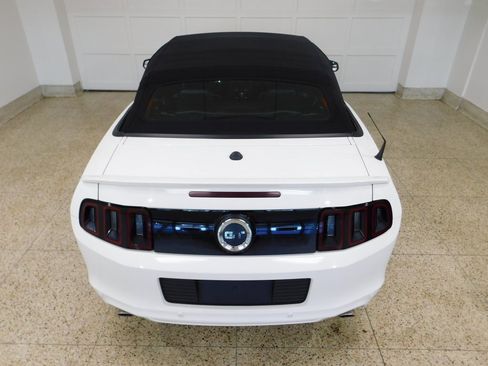 Used 2013 Ford Mustang GT Premium image 83
