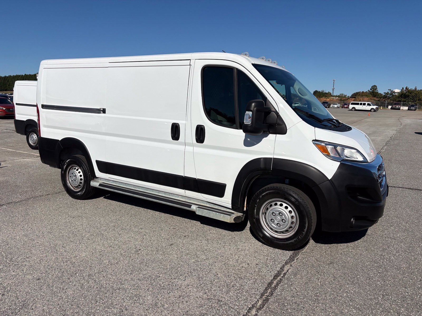 Used 2025 RAM ProMaster 2500 w/ U-Haul Equipment Group FWD image 2