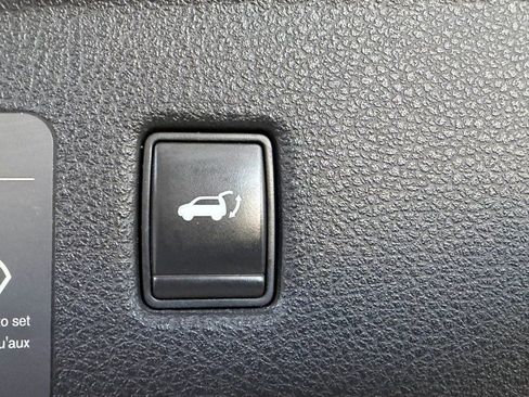 Used 2021 INFINITI QX50 Luxe FWD image 15