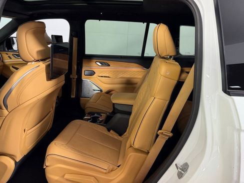 Used 2023 Jeep Grand Cherokee L Summit image 25