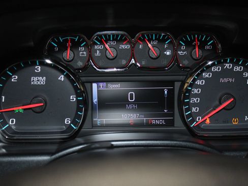 Used 2017 Chevrolet Silverado 1500 LT w/ All Star Edition RWD image 11