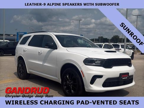 Used 2025 Dodge Durango GT AWD/4WD image 1