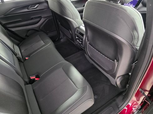 Used 2025 Jeep Grand Cherokee Laredo X RWD image 26