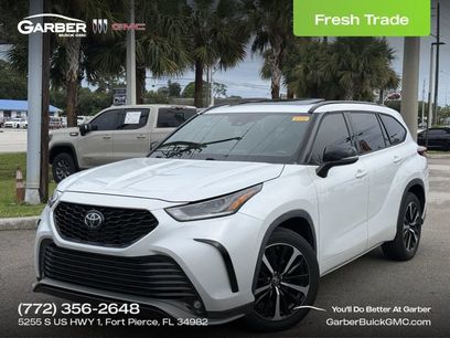 Used 2022 Toyota Highlander XSE