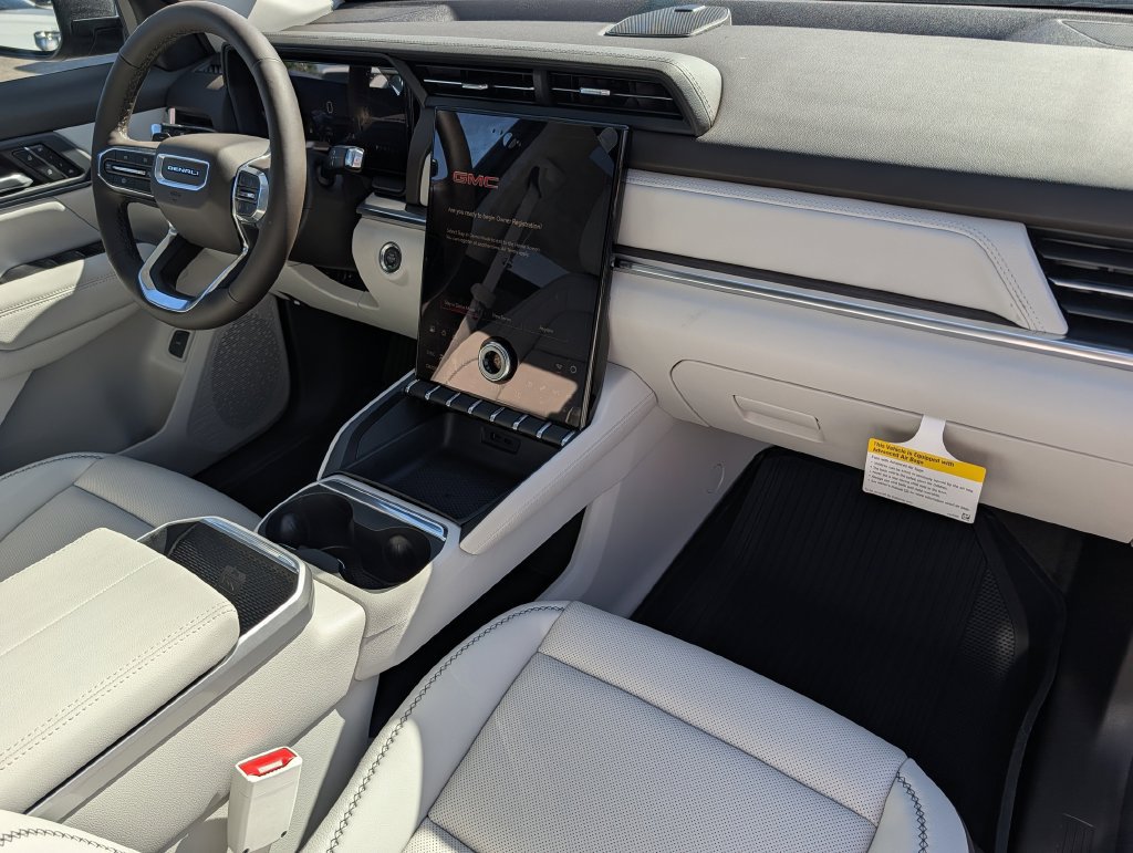 New 2027 GMC Terrain Denali w/ LPO, Floor Liner Package AWD/4WD image 34